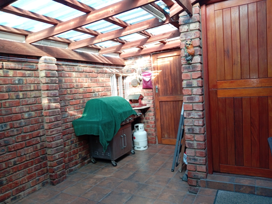 3 Bedroom Property for Sale in Strelitzia Park Eastern Cape